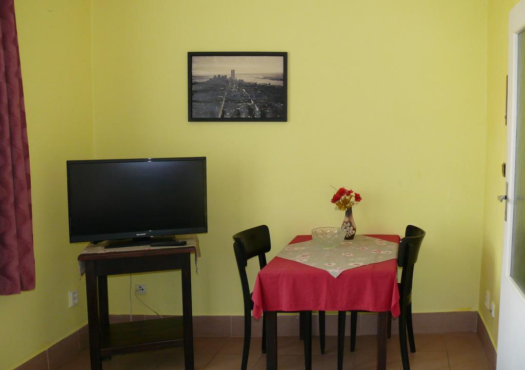 Отель Pension A Restaurace Rudolec Cesky Rudolec Экстерьер фото